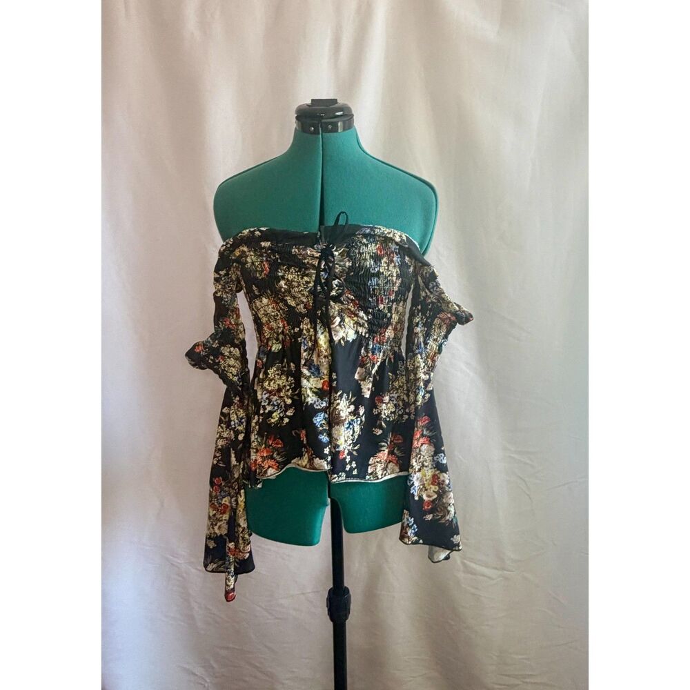 MISSGUIDED black floral milkmaid top. Size medium